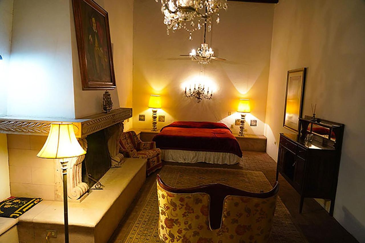 Hotel La Mansion Alamos Bagian luar foto